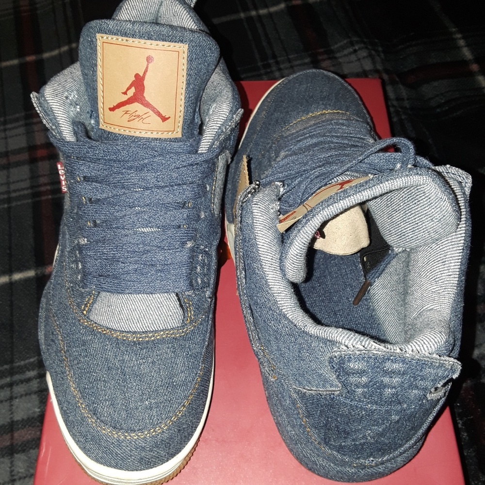 Jordan 4 Levi Blue Denim
